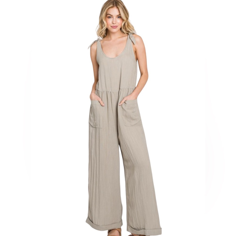 147. Women’s Pale Olive Front Pockets Roll-Up Wide Leg Jumpsuit NWT